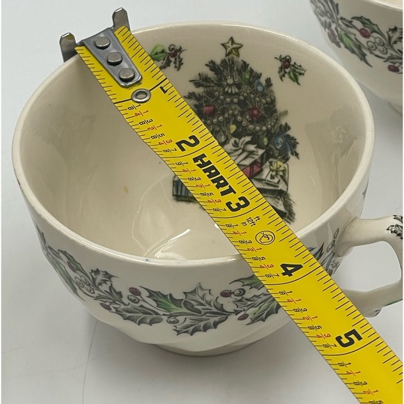 JOHNSON BROTHERS “Merry Christmas”   Set of 4 Coffee/Tea Cups - Made in England - Picture 14 of 16